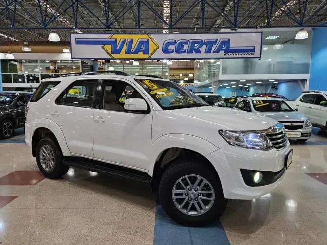 Toyota Hilux SW4 SR 4X2 2.7/ 2.7 Flex 16V Aut. 2015