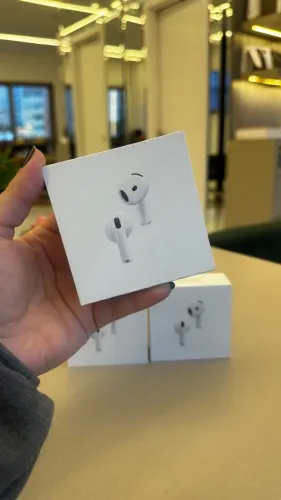 AIRPODS 4 NOVO LACRADO / LOJA FÍSICA