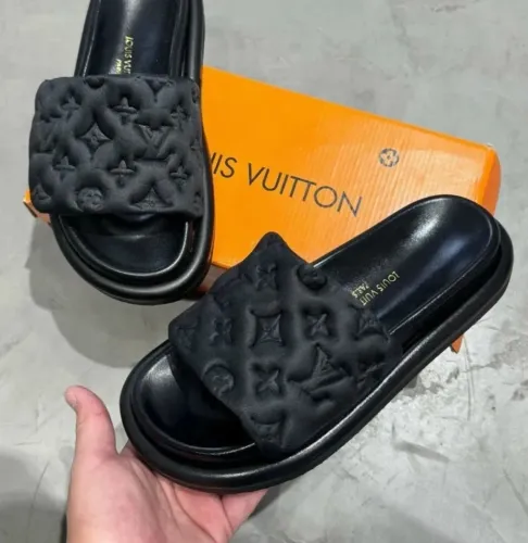 Chinelo LV