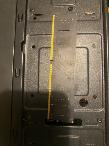 Vendo memória ram 4gb ddr4 2400mhz usada