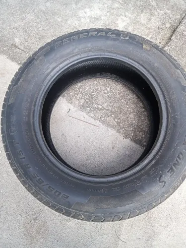 Pneu 205 65 15 e um silencioso ecosport 2.0 