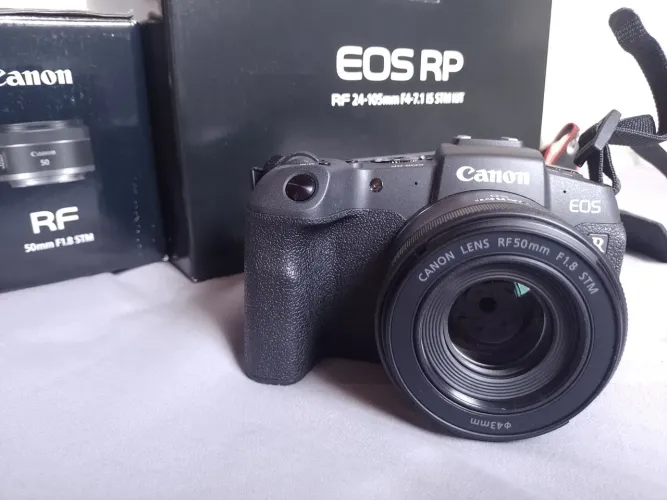 Câmera Canon eos RP+lente 50mm f1.8 stm
