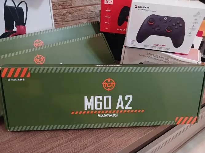 Teclado gamer TGT M60 A2 RGB ABNT2 (Acessório novo Caixa lacrada)