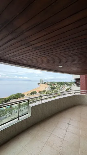 Edifício Barra do Rio Negro, 187m² de área, 4 suítes, 3 vagas, Orla da Ponta Negra
