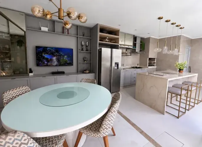 Casa à venda no Jaguar Residence com piscina privativa e hidromassagem em Vilas do Atlânti