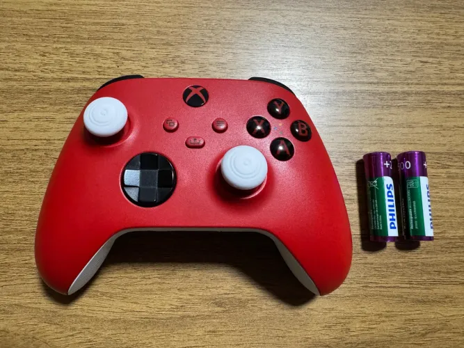 Controle Xbox Bluetooth - Pulse Red - Excelente estado