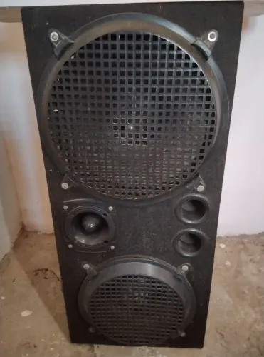 CAIXA DE SOM DE CARRO