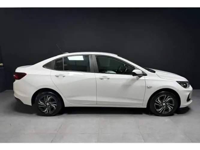 Chevrolet Onix Plus LT 1.0 12V Flex Mec. 4P 2025