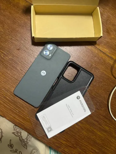 Motorola 5G NOVO SEM NEM UM TRINCADO POR R$650