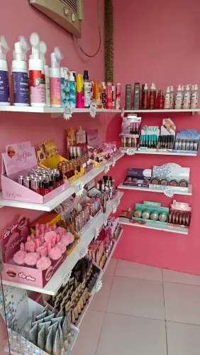 Vendo loja de maquiagem completa 