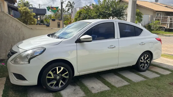 Nissan Versa Unique 1.6 16V Flex 4P Mec. 2016