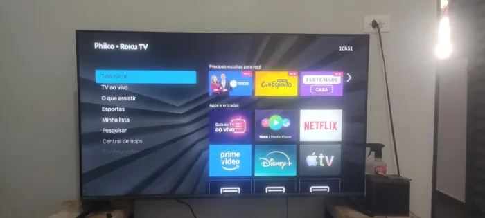 Smart TV led Philco Roku 50 polegadas, com suporte articulado p/ parede
