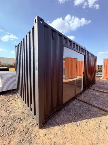 Container Mini Mercado.