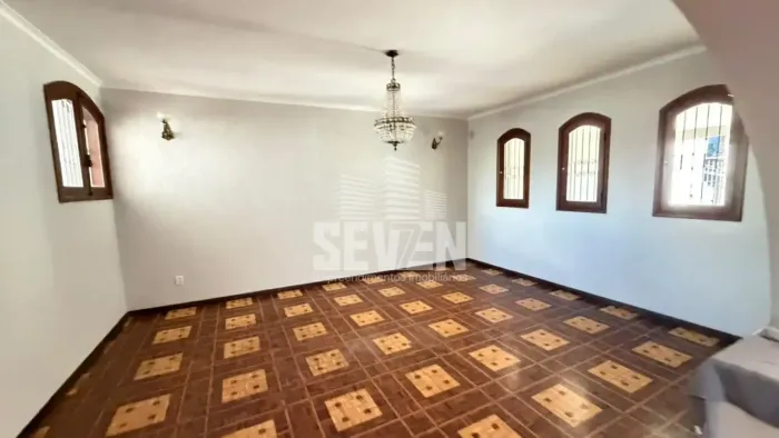Casa com 4 Quartos na Vila Aeroporto Bauru 4 Vagas
