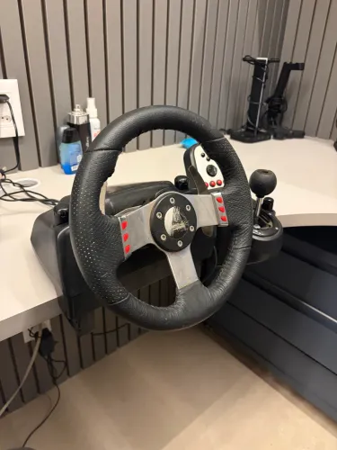 Volante logitech g27