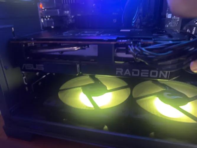 PLACA DE VÍDEO RX 7600 OC EDITION ASUS
