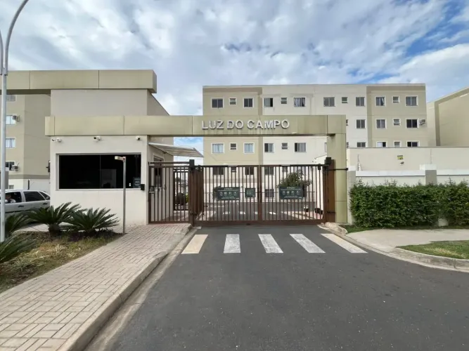 Apartamento com 02 Quartos com Moveis Planejados no Condomínio Luz do Campo