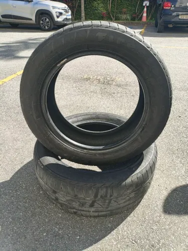 Par de Pneus 205/55 R16