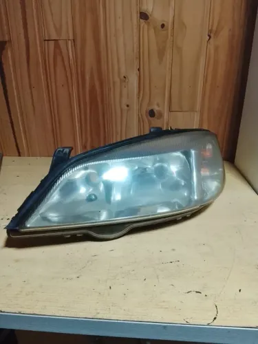 Farol esquerdo Astra 98 a 2000