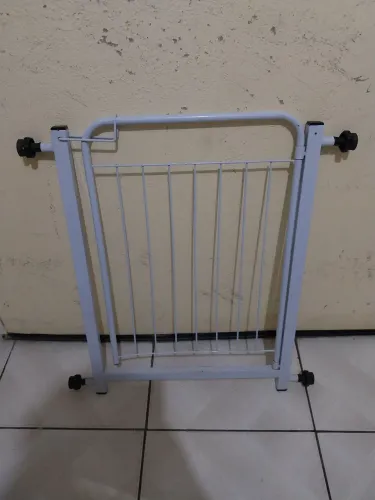 Grade de proteção / portão de segurança para pets e crianças - Usado