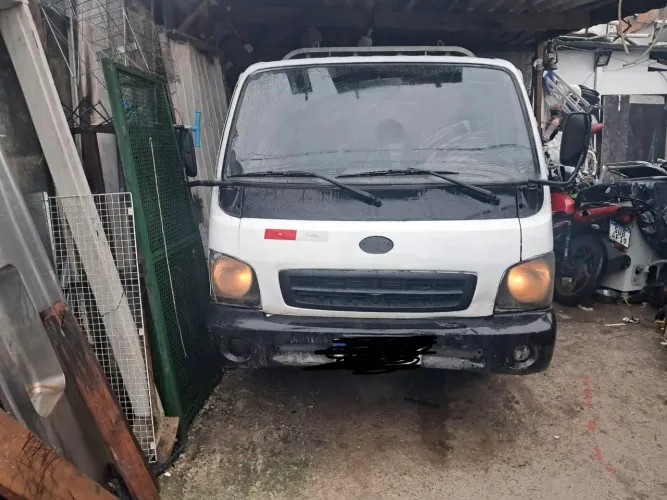 kia bongo k2700 2001