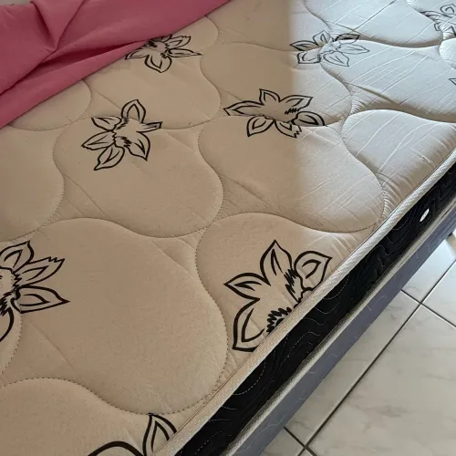 Vendo cama de solteiro