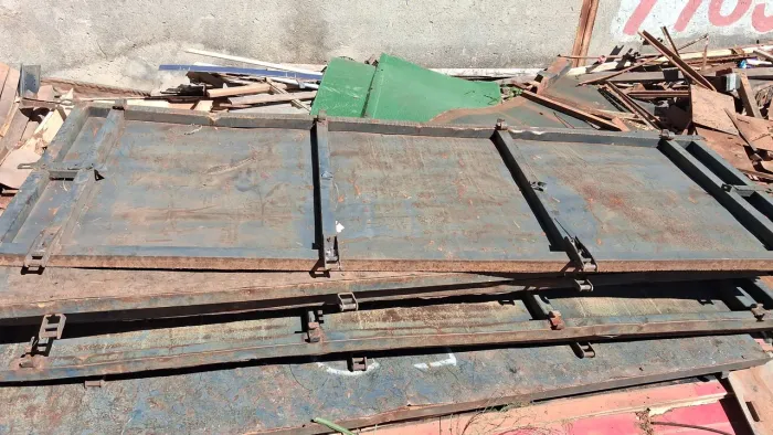 Tampas de ferro pra carreta