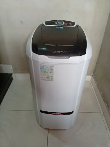 Vendo tanquinho 13kg Colormaq potente em perfeito funcionamento
