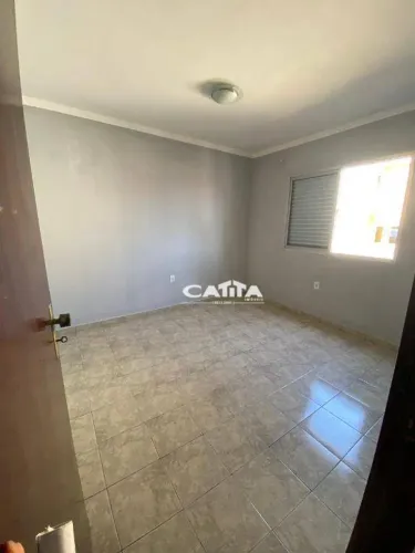 Casa Térrea com Terreno 250m² | 3 Dorms | Suíte | 4 Vagas | Fazenda Aricanduva