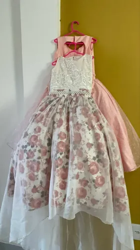 Lindos vestidos de damas