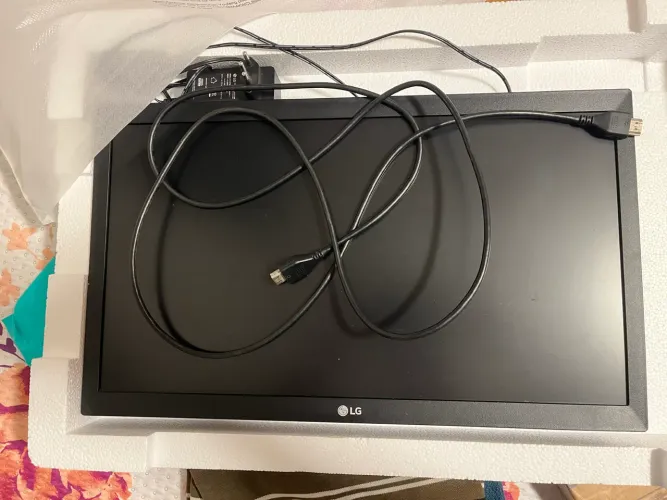 Monitor LG HD