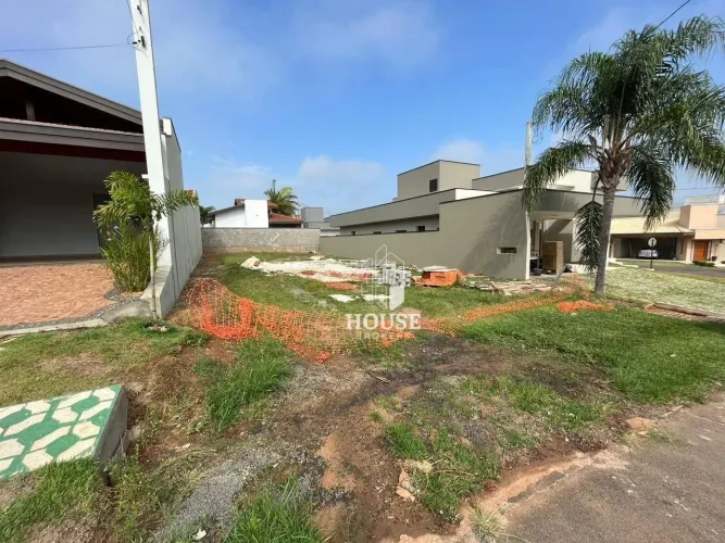 Terreno à venda, 330 m² por R$ 146.000 - Palm Park - Estiva Gerbi/SP