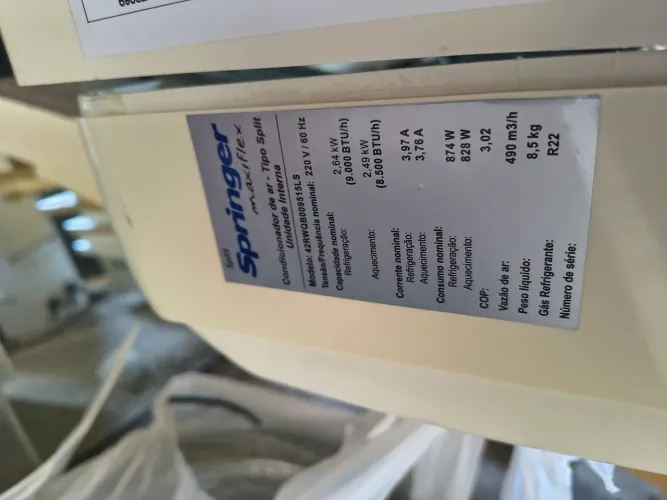 Vende ar condicionado 