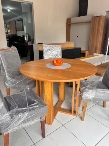 MESA DE JANTAR COM ENTREGA GRATIS/ 4 LUGARES