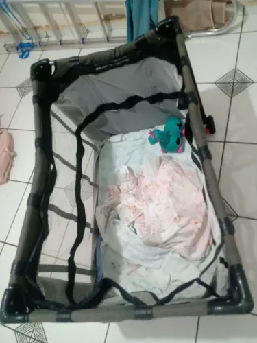 Vendo Cercadinho de bebê 