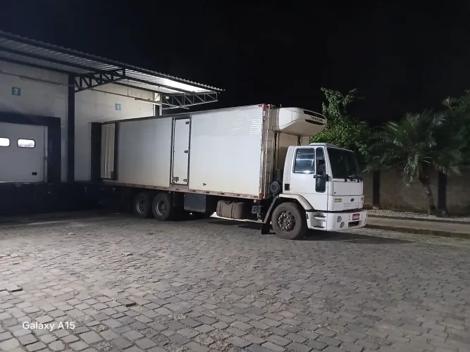 Ford cargo 2422 2007 eletrônico 