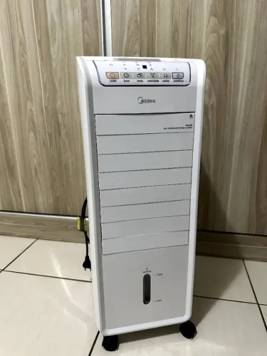 Promoção: Climatizador de Ar Midea com Controle Remoto