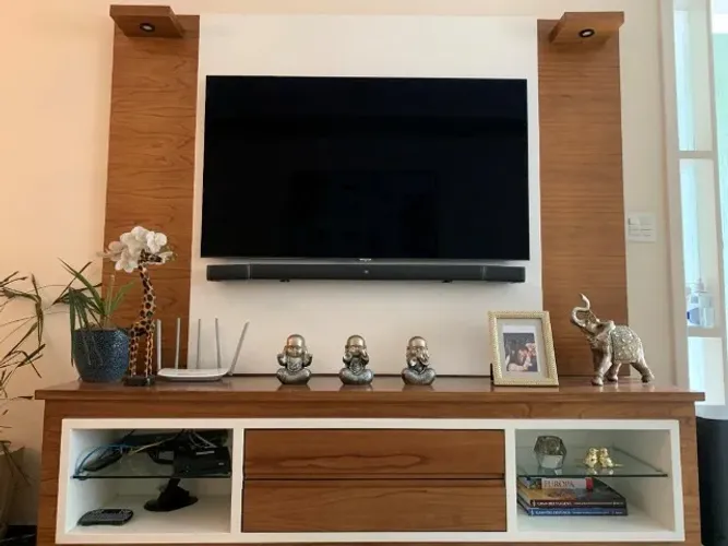TV Samsung QLED 55 - Modelo: QN55Q7FAM - Tela Quebrada 