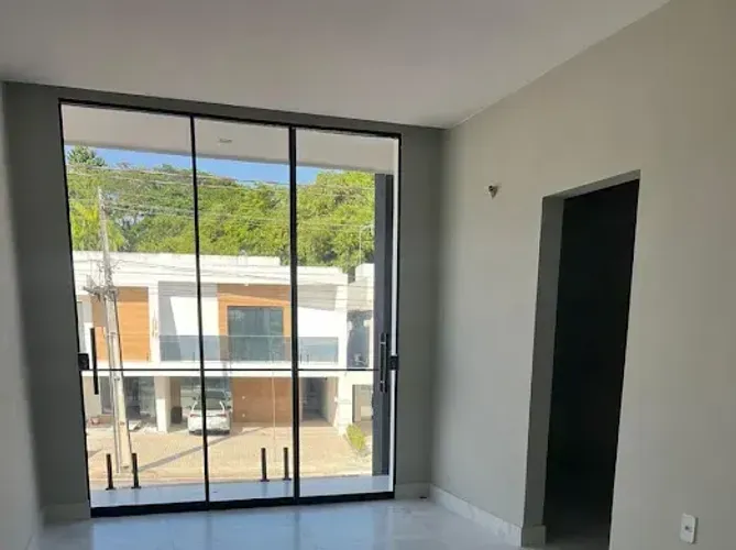 Casa alto padrão no Euroville