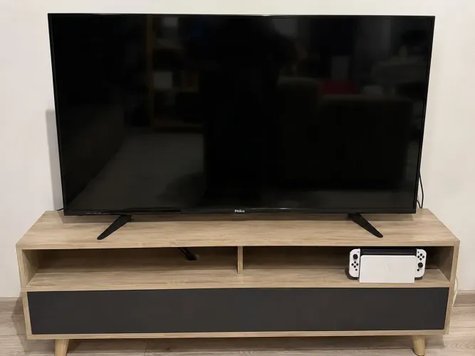 Tv 39 Polegadas Philco, não é smart, mas tem entrada para tv box