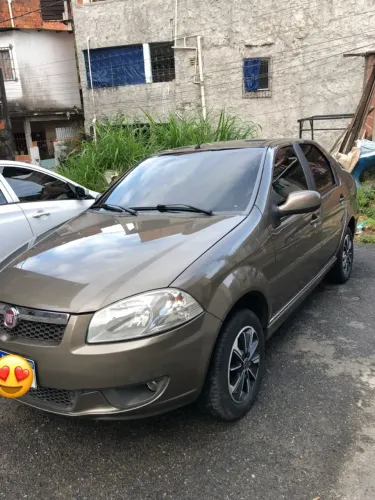 Fiat Siena EL 1.0 MPI Fire Flex 8V 4P 2015