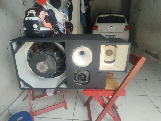 Som automotivo caixa 4 vias