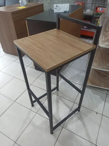 Banqueta alta 
