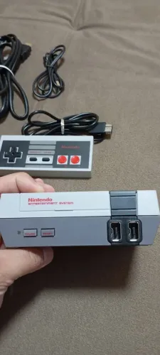Nintendo nes classic - Réplica