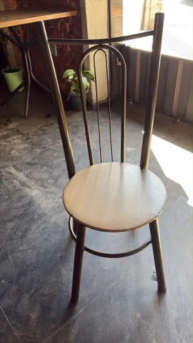 Vende-se mesas e cadeira para restaurante