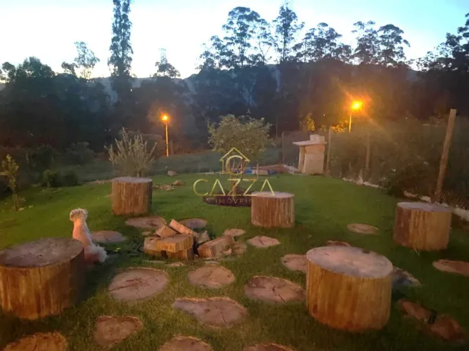 Alugo ou Vendo Excelente Casa em Condomínio Casa Branca - 350 m²