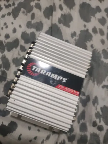 Potencia digital Taramps TS 400 de 4 canais