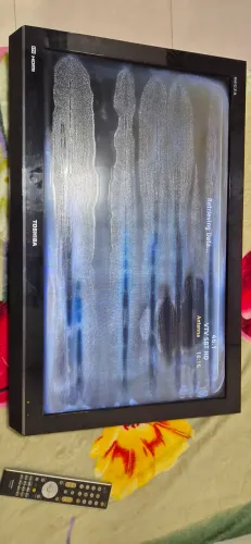 Tv Toshiba 30' com problema na tela