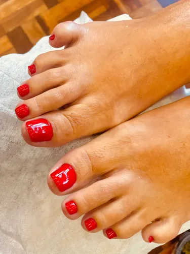 Manicure Pedicure 