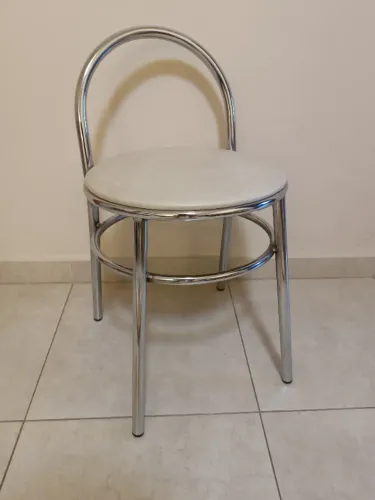 Banquinho de inox